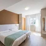 Mirador Ria De Arosa فندق 3*